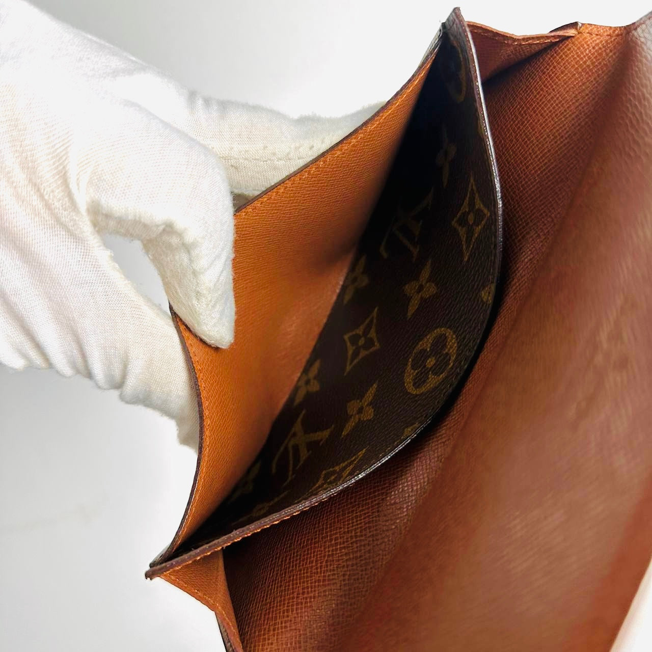 Louis Vuitton LV Monogram Logo GHW Porte Yen Flap Long Clutch Case Wallet