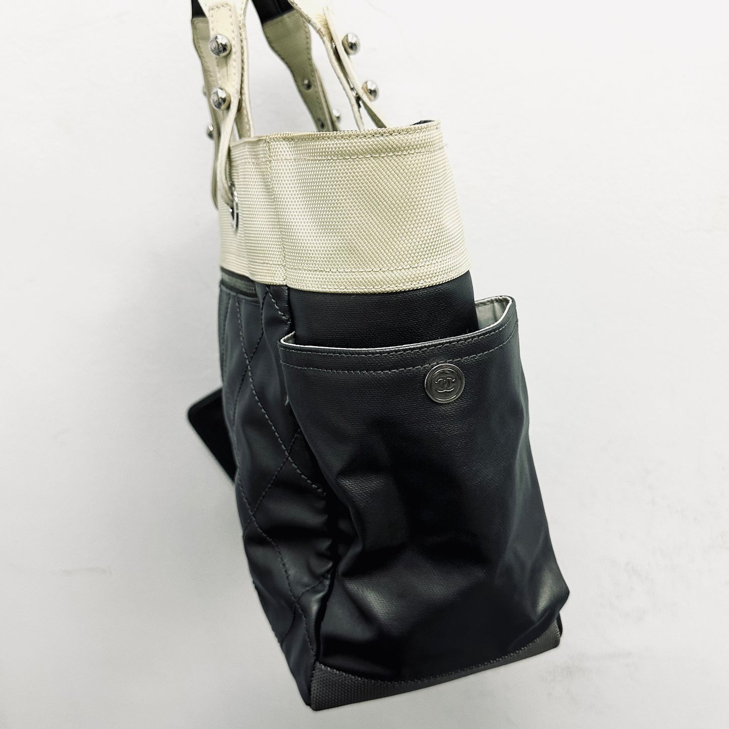 Chanel Grey Gray / White Paris Biarritz CC Monogram Logo Quilted Coated Fabric & Leather Shopper Shoulder Tote Bag With Pockets 11s