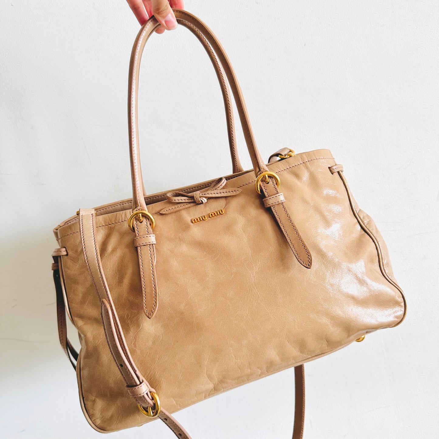 Miu Miu Blush Powder Pink GHW Vitello Shine Leather Classic Logo 2-Way Shopper Shoulder Sling Tote Bag