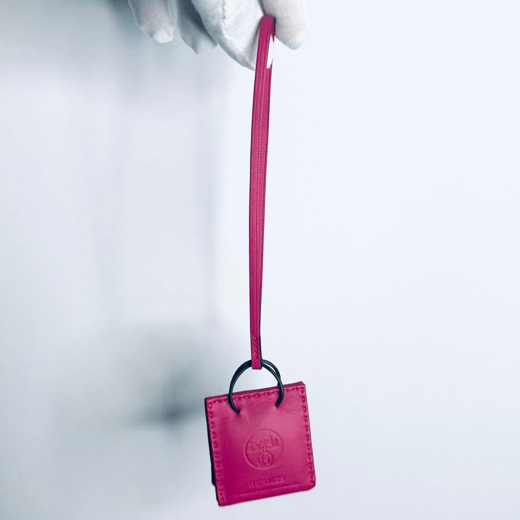Hermes Sac Shopping Rose Mexico Milo Lambskin Paper Bag Charm