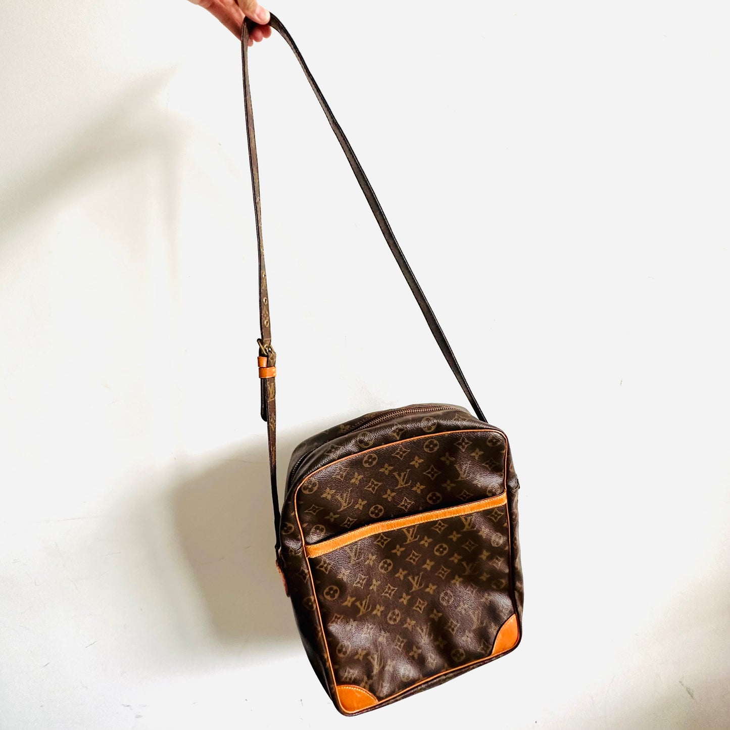 Louis Vuitton LV Marso Danube Monogram Logo GHW Camera Messenger Shoulder Sling Bag