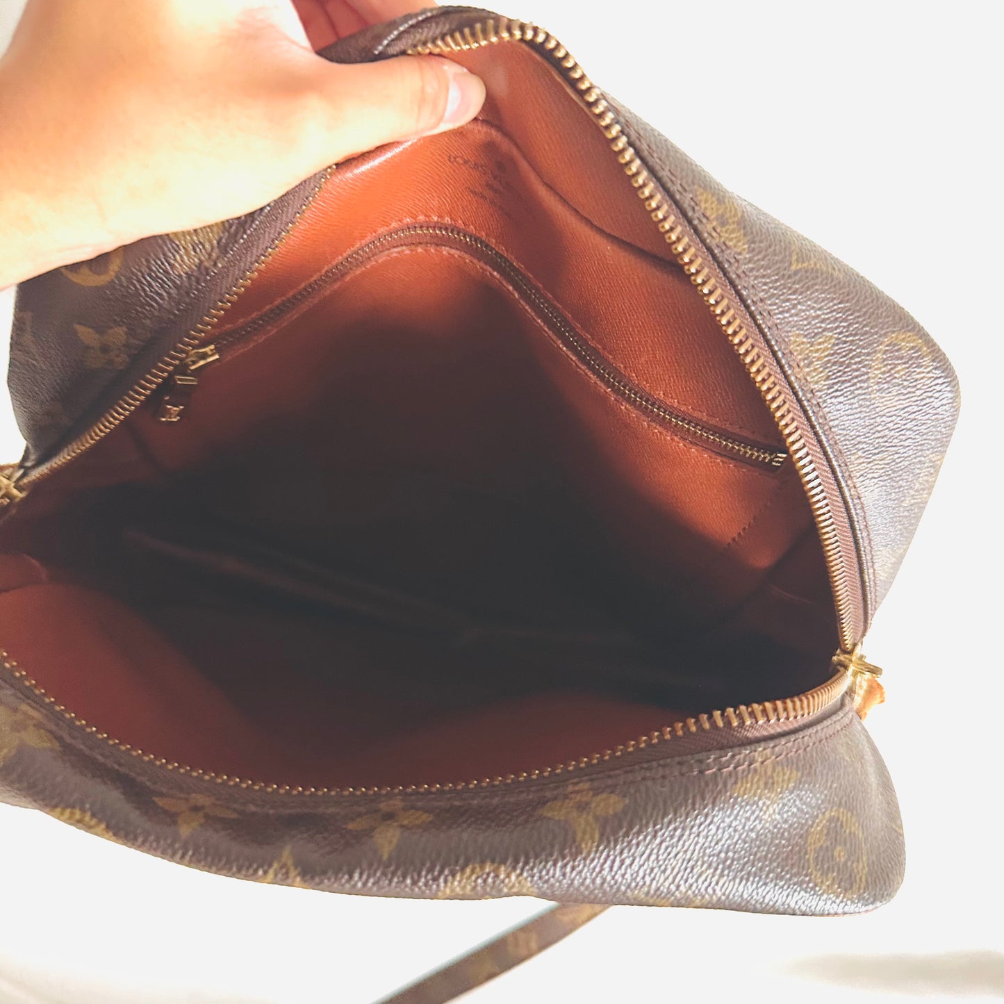 Louis Vuitton LV Marso Danube Monogram Logo GHW Camera Messenger Shoulder Sling Bag