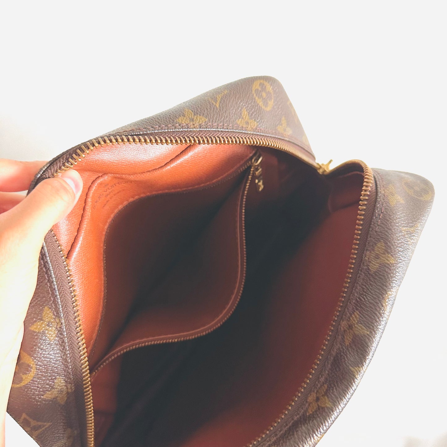 Louis Vuitton LV Marso Danube Monogram Logo GHW Camera Messenger Shoulder Sling Bag