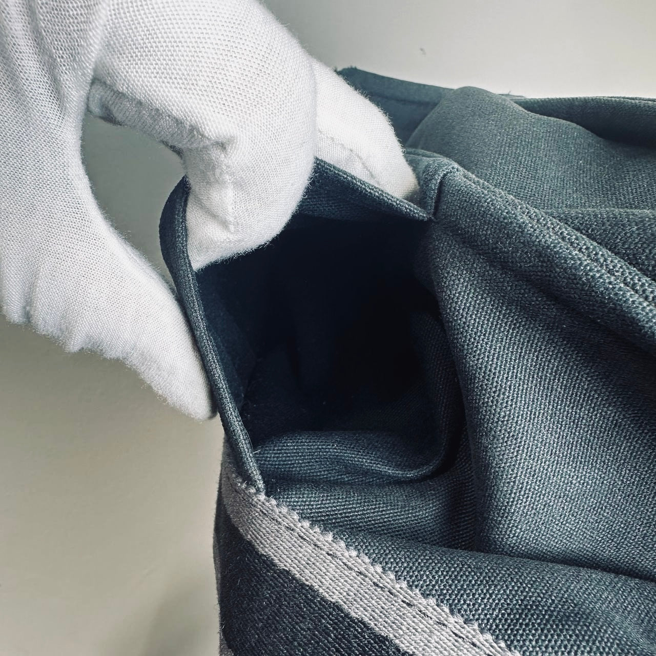 Hermes Herline Navy Blue Fourre Fool Toile MM Structured Shopper Tote Bag