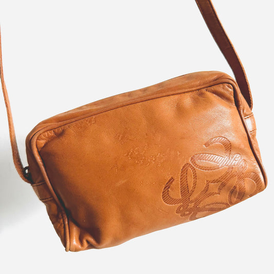 Loewe Caramel Brown Smooth Leather Giant Anagram Logo Monogram Camera Shoulder Sling Bag