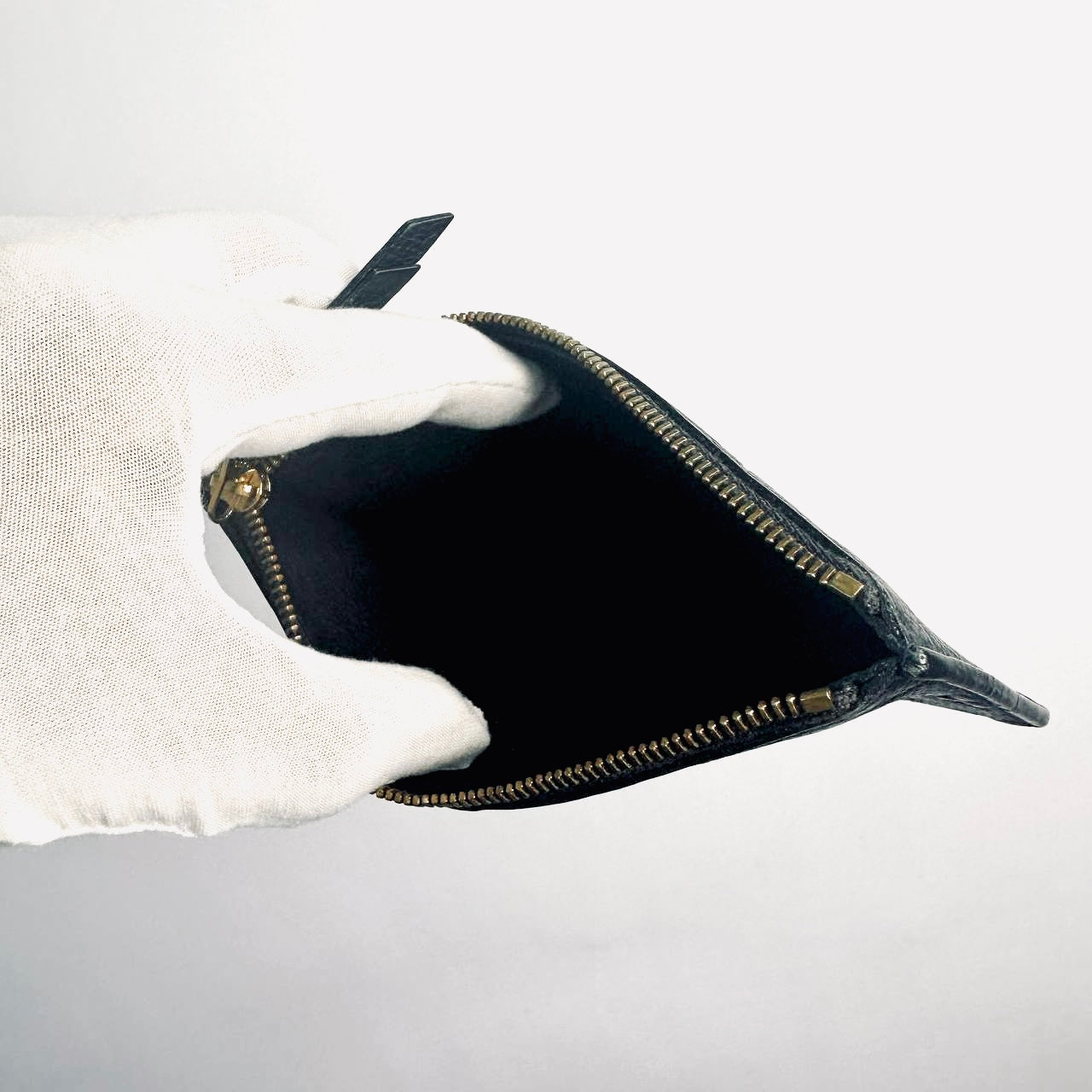 Louis Vuitton LV Black GHW Monogram Empreinte Leather Monogram Logo Zip Long Wallet Pouch Clutch Case