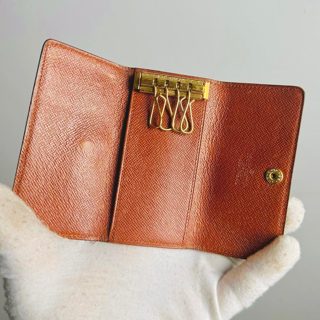 Louis Vuitton LV Monogram Logo GHW Flap Compact 4 Key Cles Holder Pouch Wallet