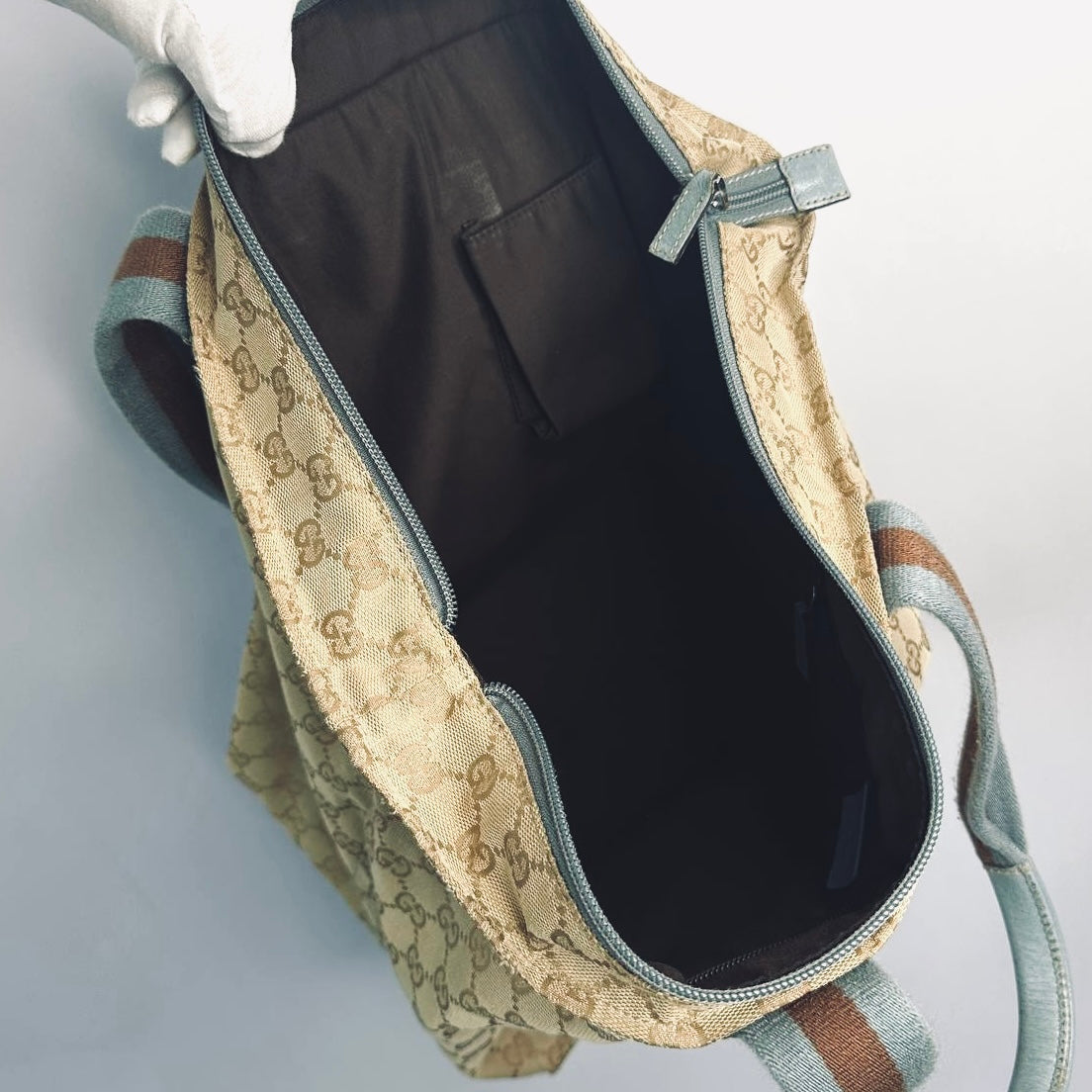 Gucci Sherry Beige / Blue GG Monogram Logo Bucket Shoulder Shopper Tote Bag