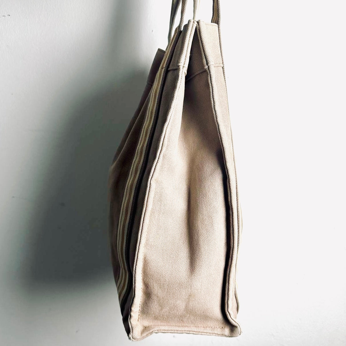 Hermes Herline Aline Taupe Brown Beige Fourre Toile MM Vertical Tall Structured Shopper Tote Bag