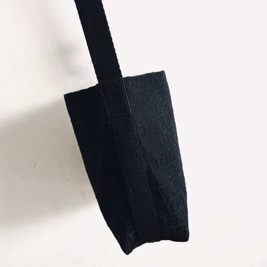 Fendi Black Zucca FF Monogram Logo Hobo Baguette Bucket Shoulder Sling Bag