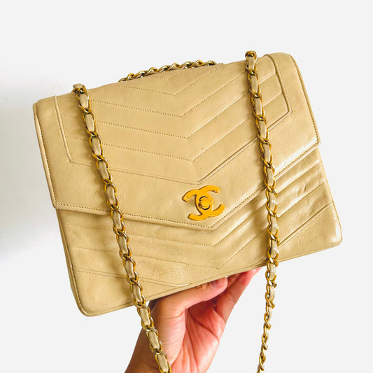 Chanel Beige GHW CC Logo Turnlock Small Classic Single Chevron Quilted Lambskin Flap Vintage Shoulder Sling Bag Pre Series