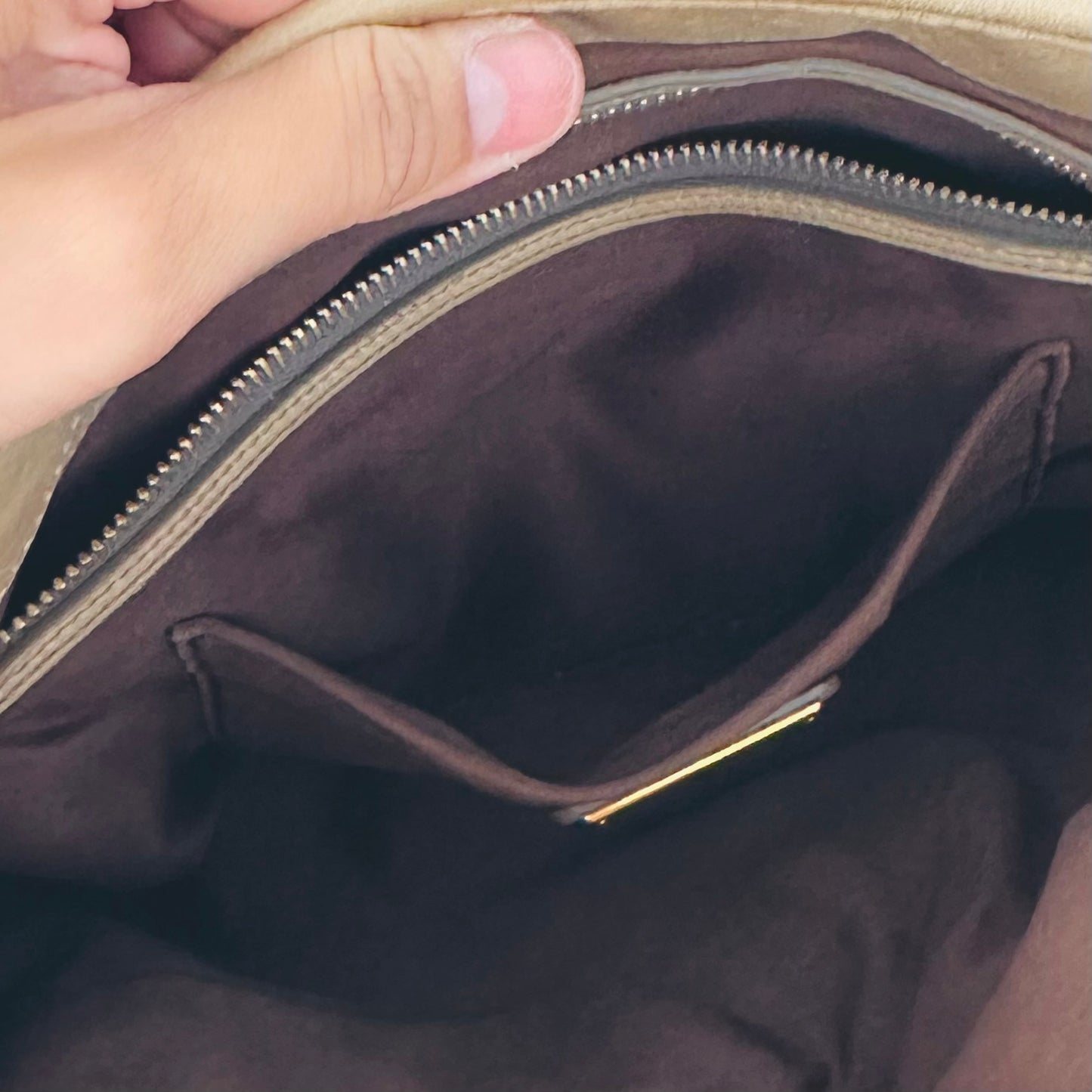 Miu Miu Beige GHW Matelasse Lux Leather Classic Logo Bauletto Hobo Shopper Shoulder Sling Baguette Bag