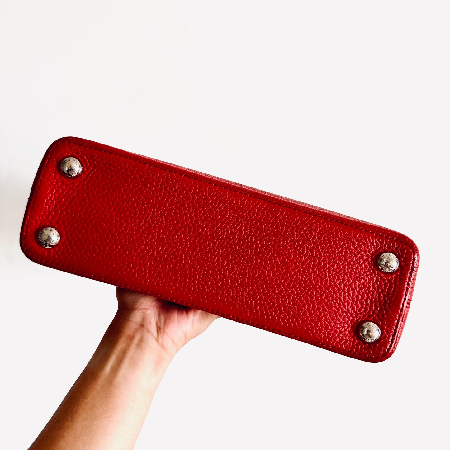 Louis Vuitton LV Capucines BB Scarlett Red Monogram Logo Taurillon Leather 2-Way Top Handle Flap Shoulder Sling Bag