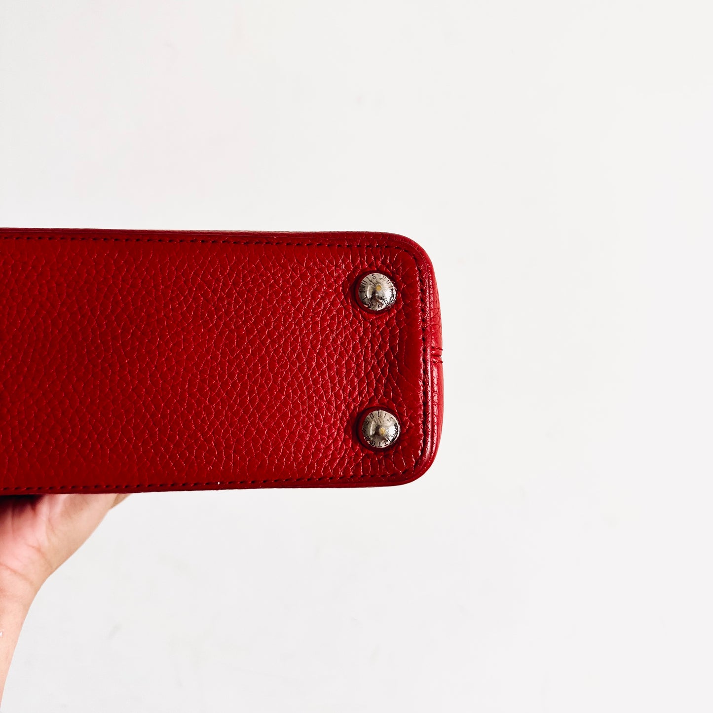 Louis Vuitton LV Capucines BB Scarlett Red Monogram Logo Taurillon Leather 2-Way Top Handle Flap Shoulder Sling Bag