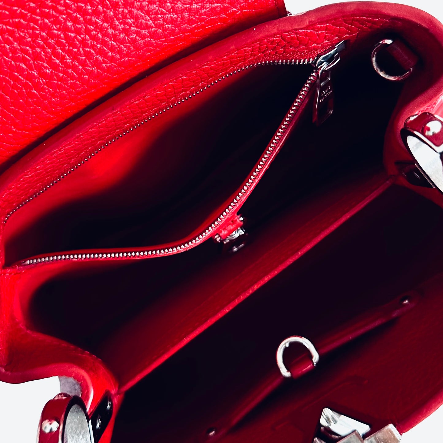 Louis Vuitton LV Capucines BB Scarlett Red Monogram Logo Taurillon Leather 2-Way Top Handle Flap Shoulder Sling Bag