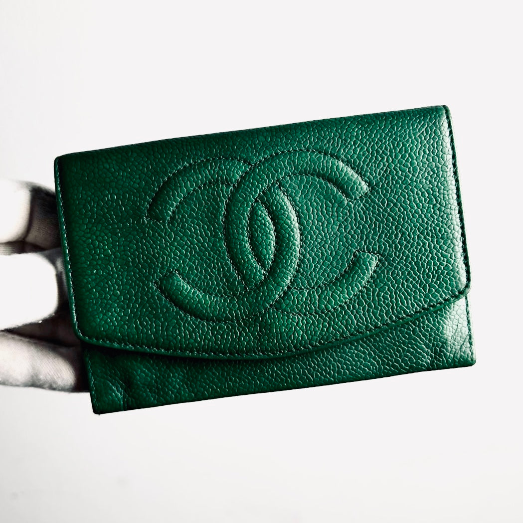 Chanel Jade Green GHW Caviar Giant CC Monogram Logo Vintage Flap Compact Wallet 4s