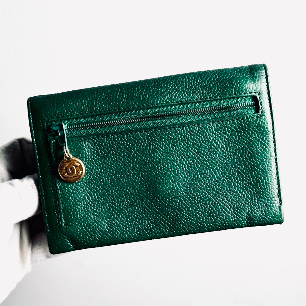 Chanel Jade Green GHW Caviar Giant CC Monogram Logo Vintage Flap Compact Wallet 4s