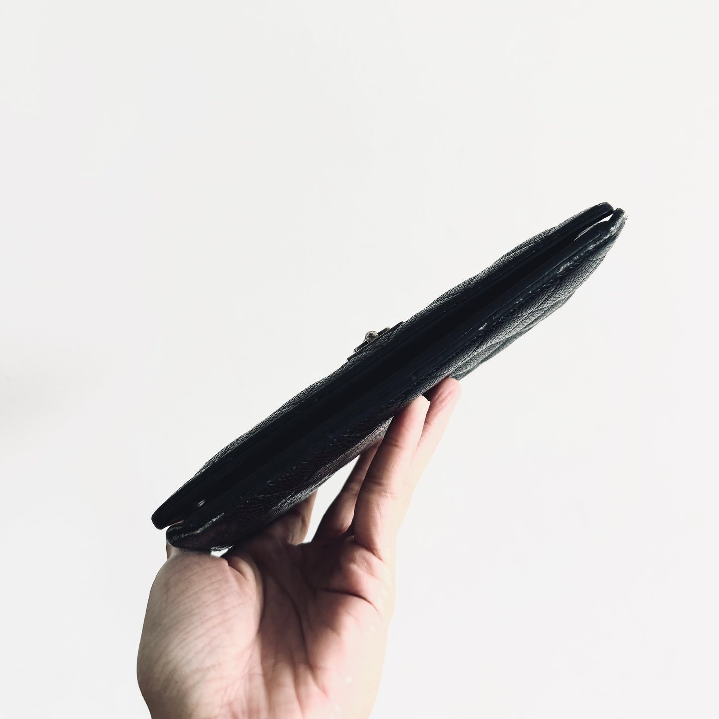 Chanel CC Black 2.55 Reissue Caviar Leather Monogram Logo Bifold Long Wallet 19s