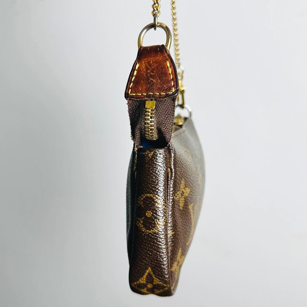 Louis Vuitton Monogram Logo GHW LV Mini Shoulder Hobo Pochette Accessoires Accessories Bag