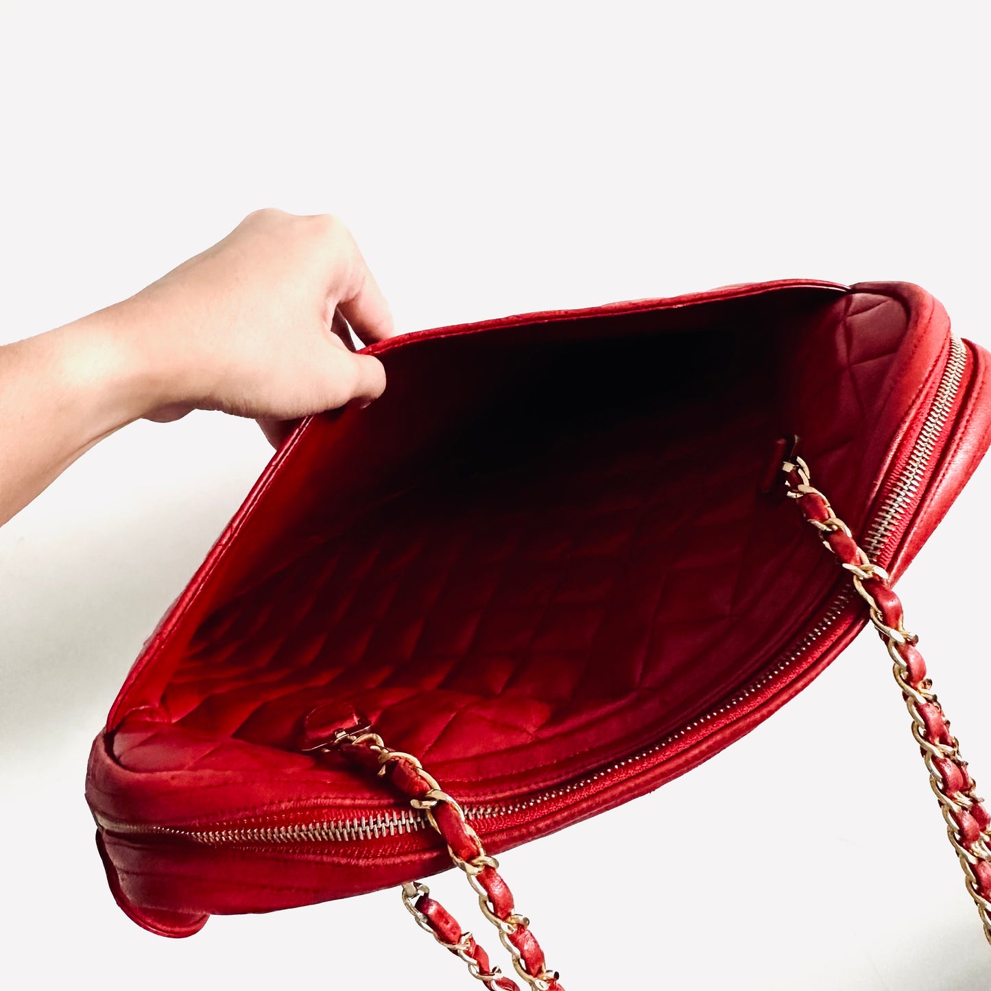 Chanel Cherry Red GHW Giant CC Logo Quilted Lambskin Vintage Shoulder Sling Tote Bag 1s