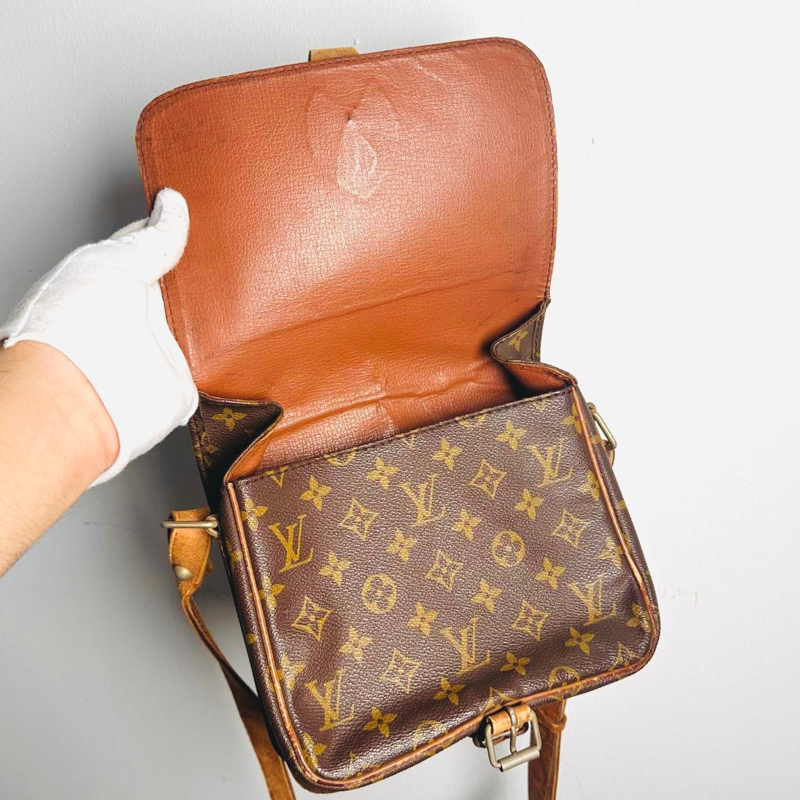 Louis Vuitton LV Cartouchiere Monogram Logo GHW Flap Vintage Shoulder Sling Bag