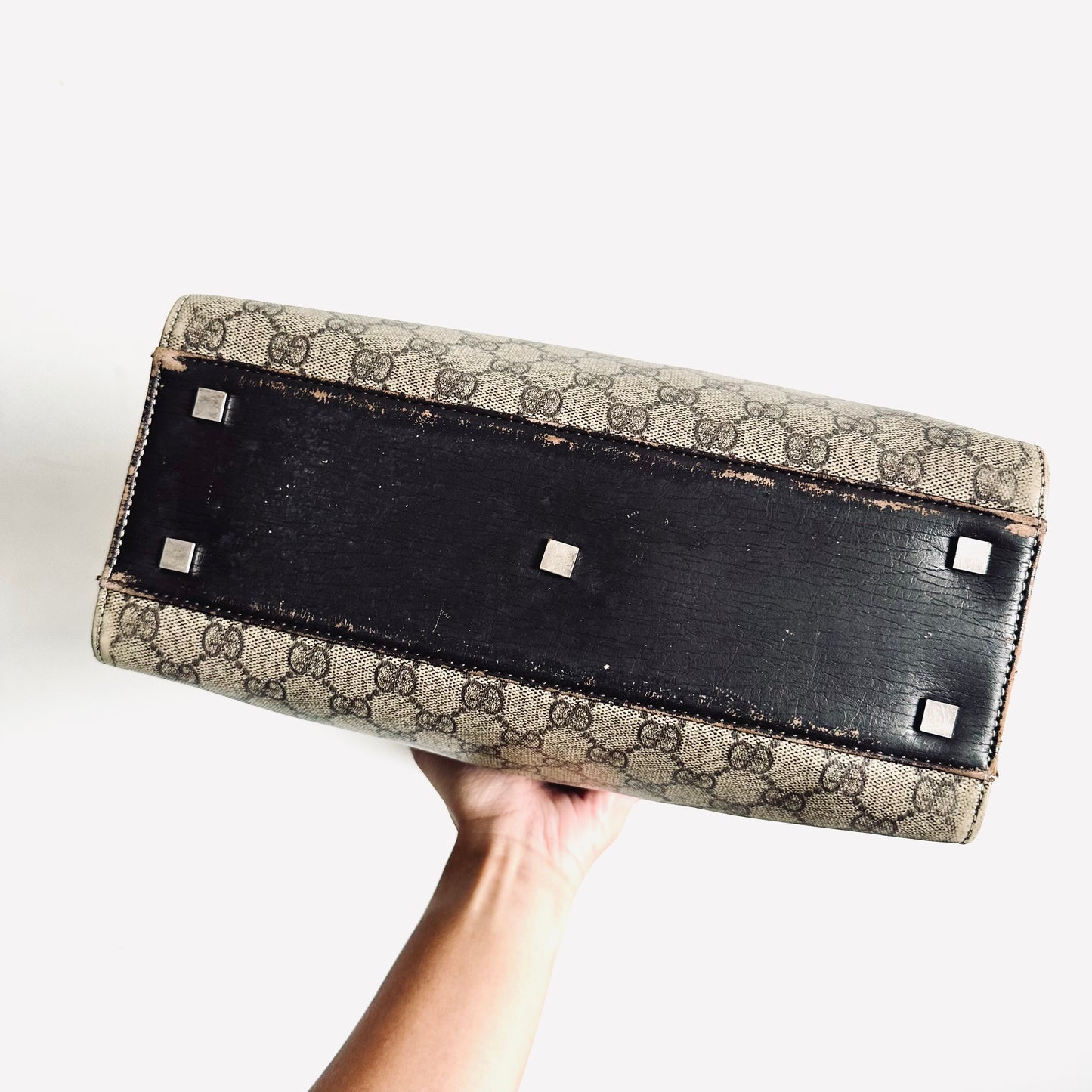 Gucci Supreme Beige / Brown GG Monogram Logo Vertical Tall Top Handle Structured Shoulder Tote Bag
