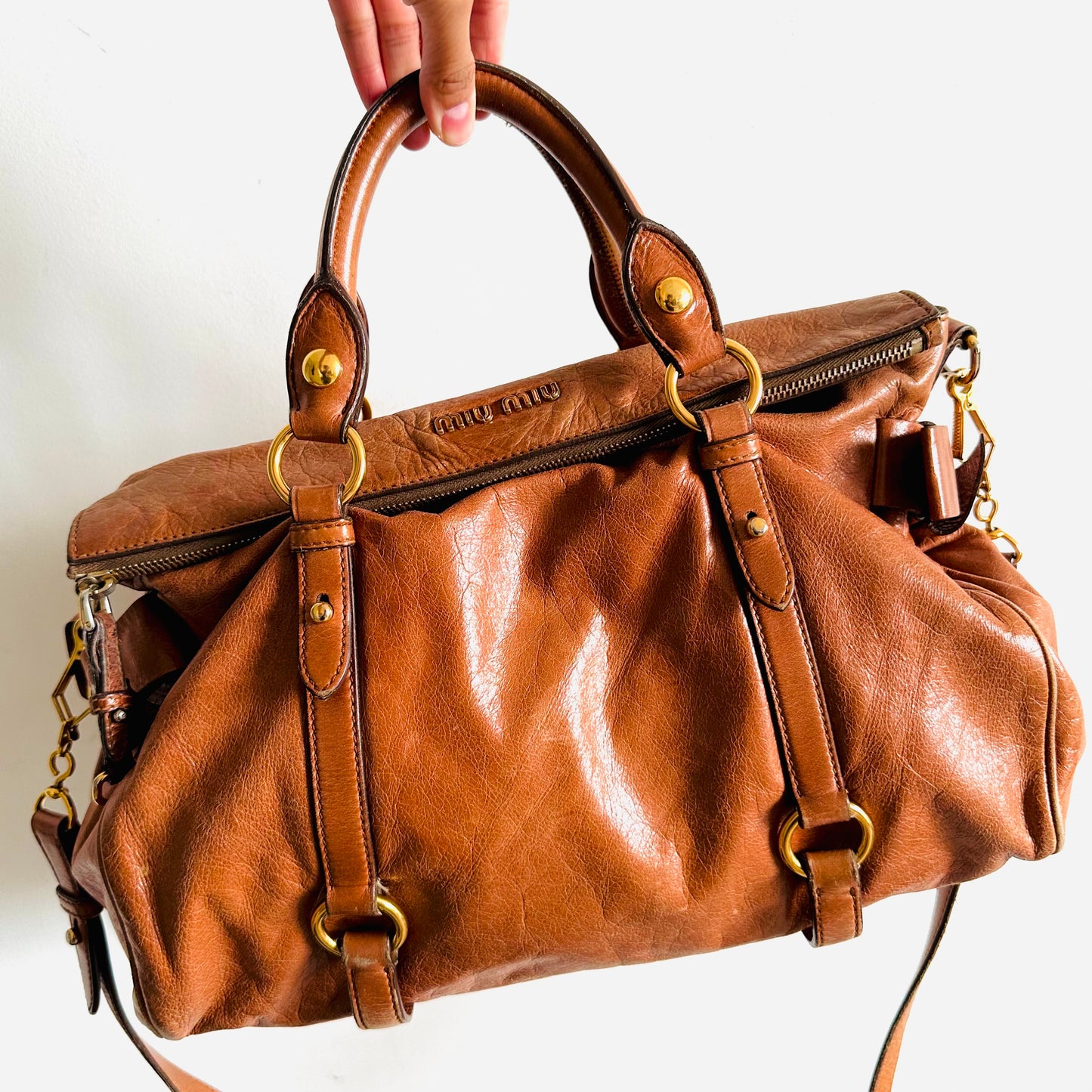 Miu Miu Caramel Brown GHW Vitello Lux Bauletto Classic Logo Shopper Shoulder Sling Tote Bag