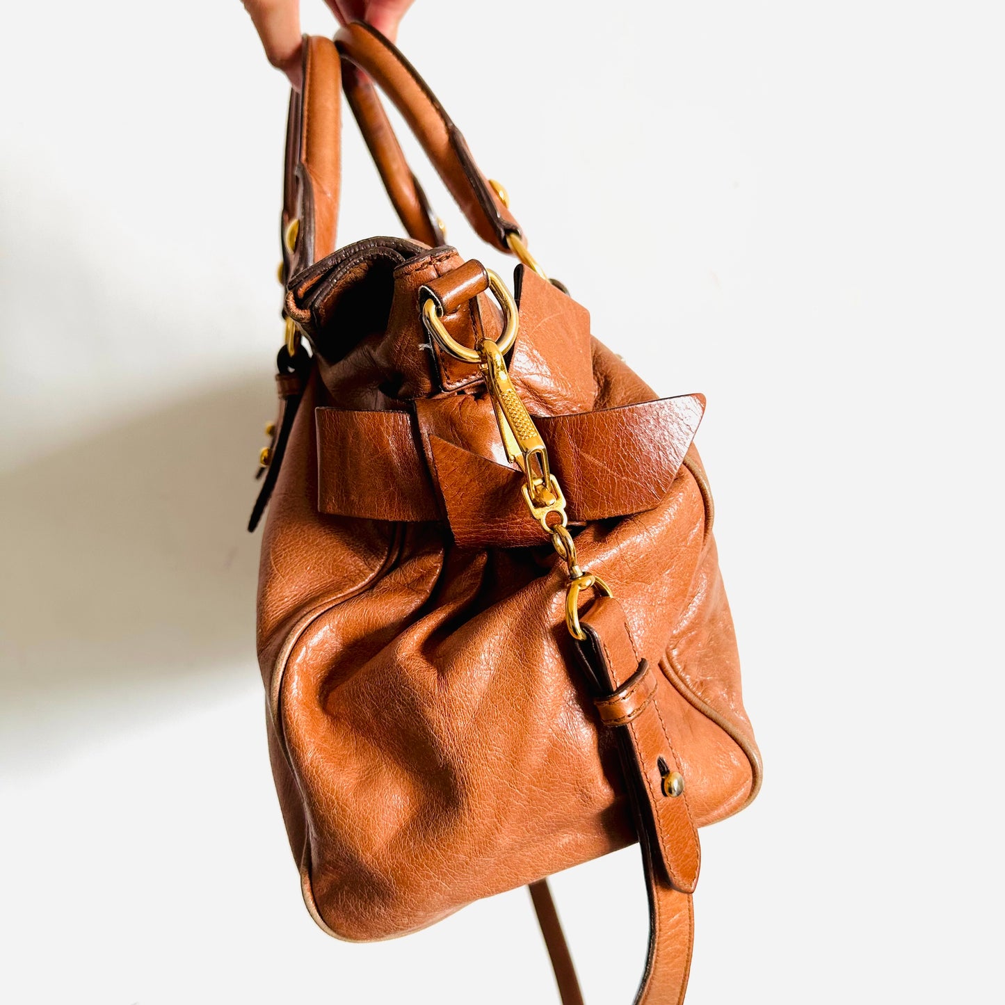 Miu Miu Caramel Brown GHW Vitello Lux Bauletto Classic Logo Shopper Shoulder Sling Tote Bag