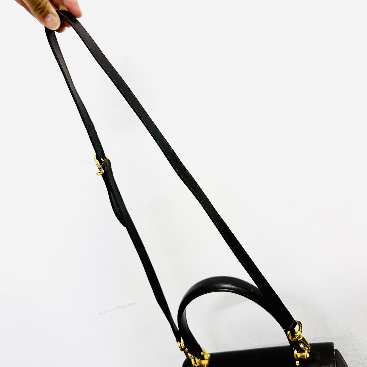 Salvatore Ferragamo Kelly Gancini Dark Brown GHW Monogram Logo Smooth Leather Top Handle 2-Way Shoulder Sling Bag