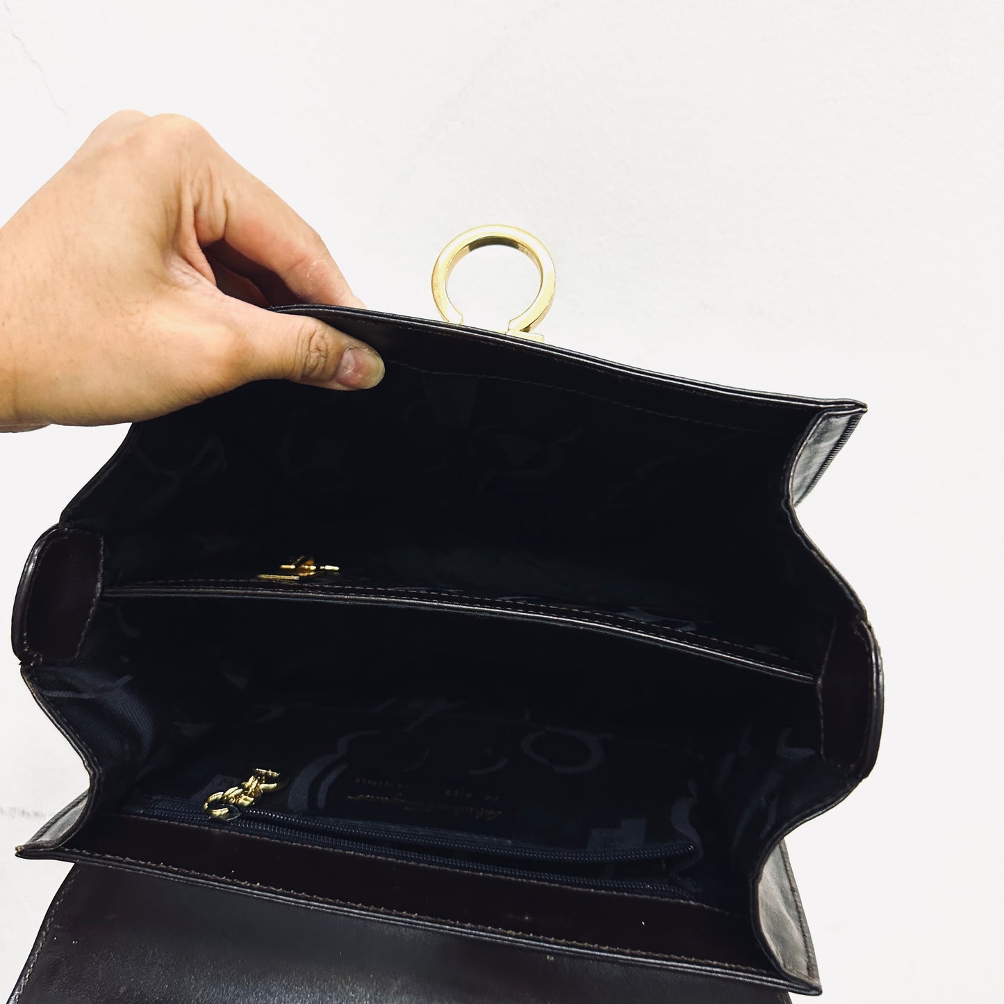 Salvatore Ferragamo Kelly Gancini Dark Brown GHW Monogram Logo Smooth Leather Top Handle 2-Way Shoulder Sling Bag