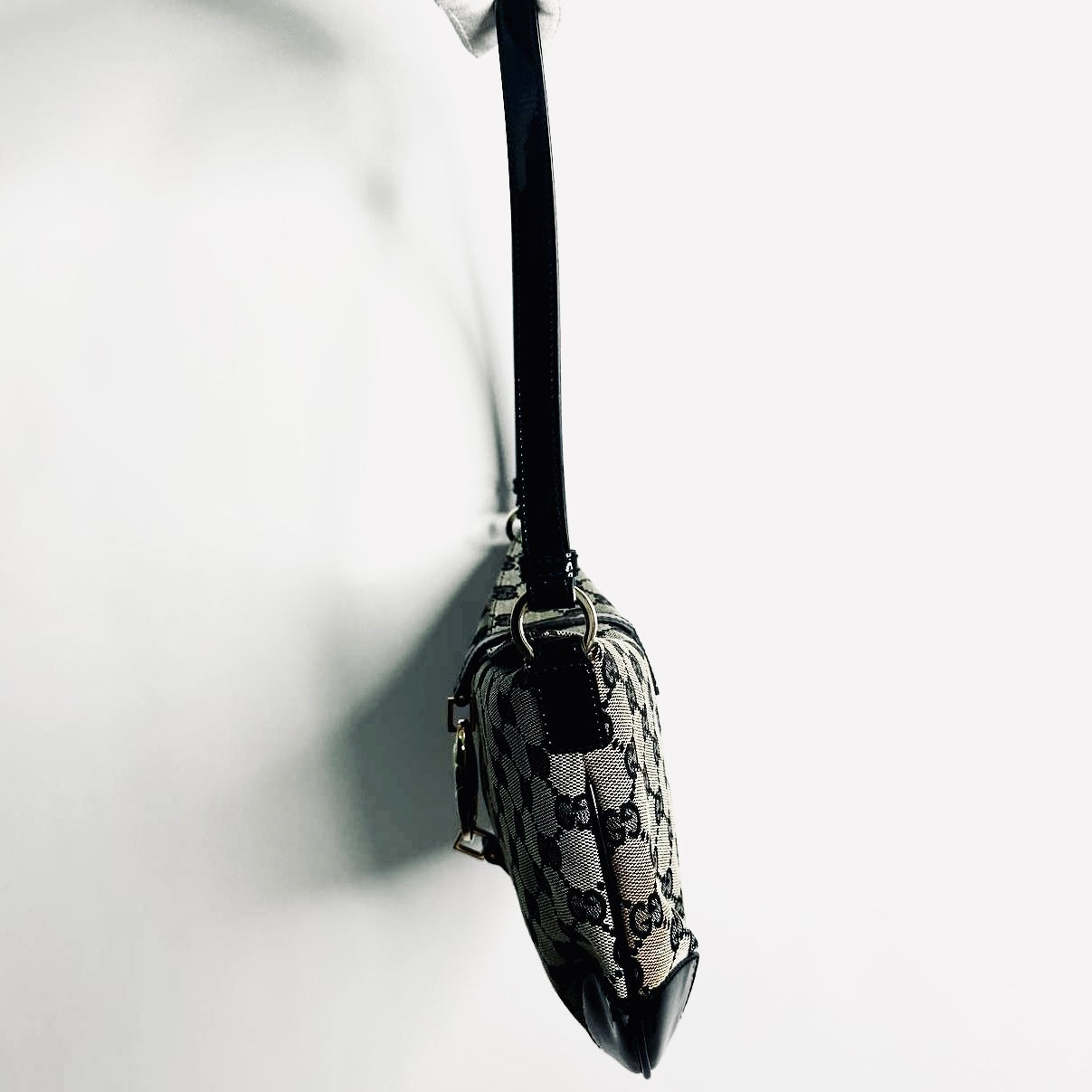 Gucci Black / Ebony GHW Jackie GG Monogram Logo Hobo Baguette Shoulder Bag