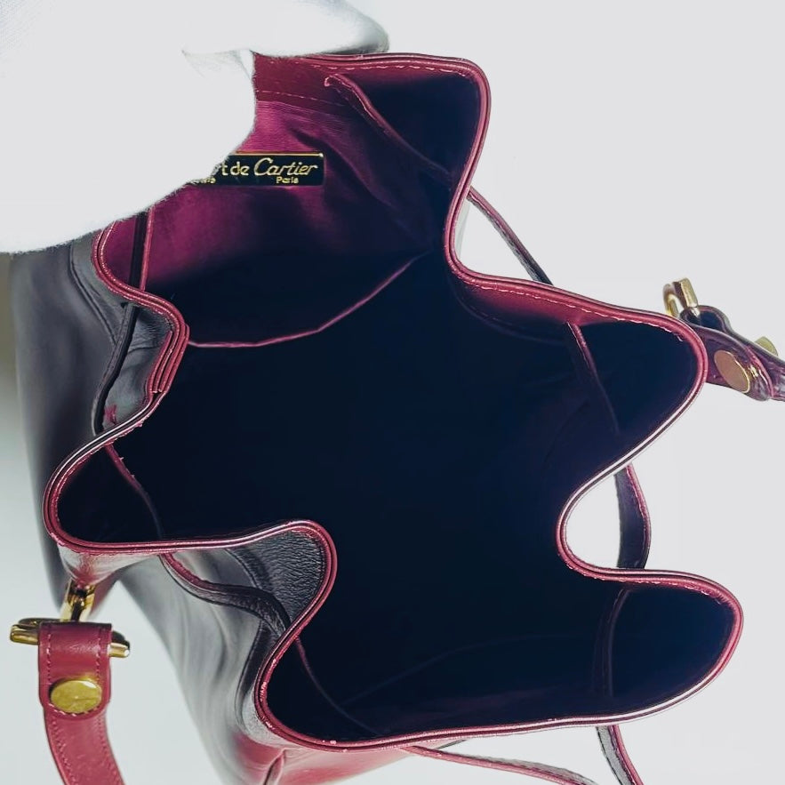 Cartier Mast / Must de Cartier Bucket Burgundy Maroon Red GHW Smooth Leather Shoulder Drawstring Bag
