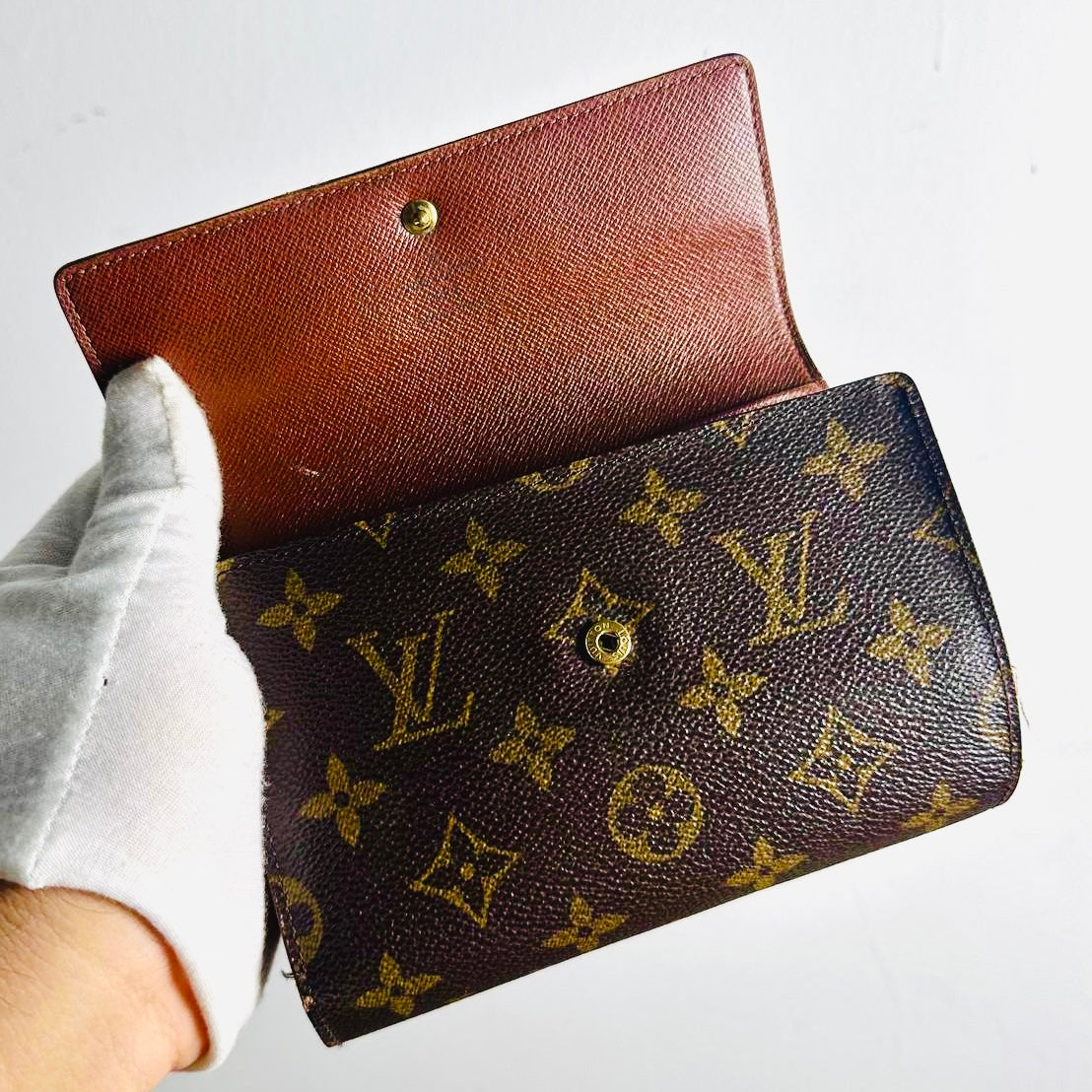 Louis Vuitton LV Monogram Logo GHW Porte Monnaie Flap Trifold Wallet