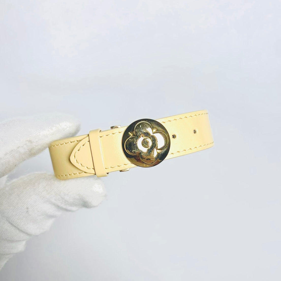 Louis Vuitton LV Wish Cream Beige Fleur Good Luck Monogram Logo GHW Leather Bracelet