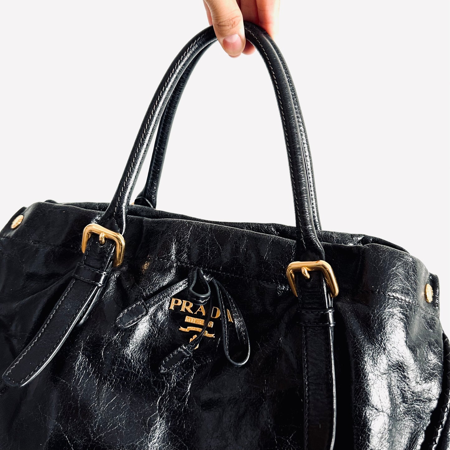 Prada Black GHW Vitello Shine Leather Classic Logo 2-Way Shopper Shoulder Sling Tote Bag