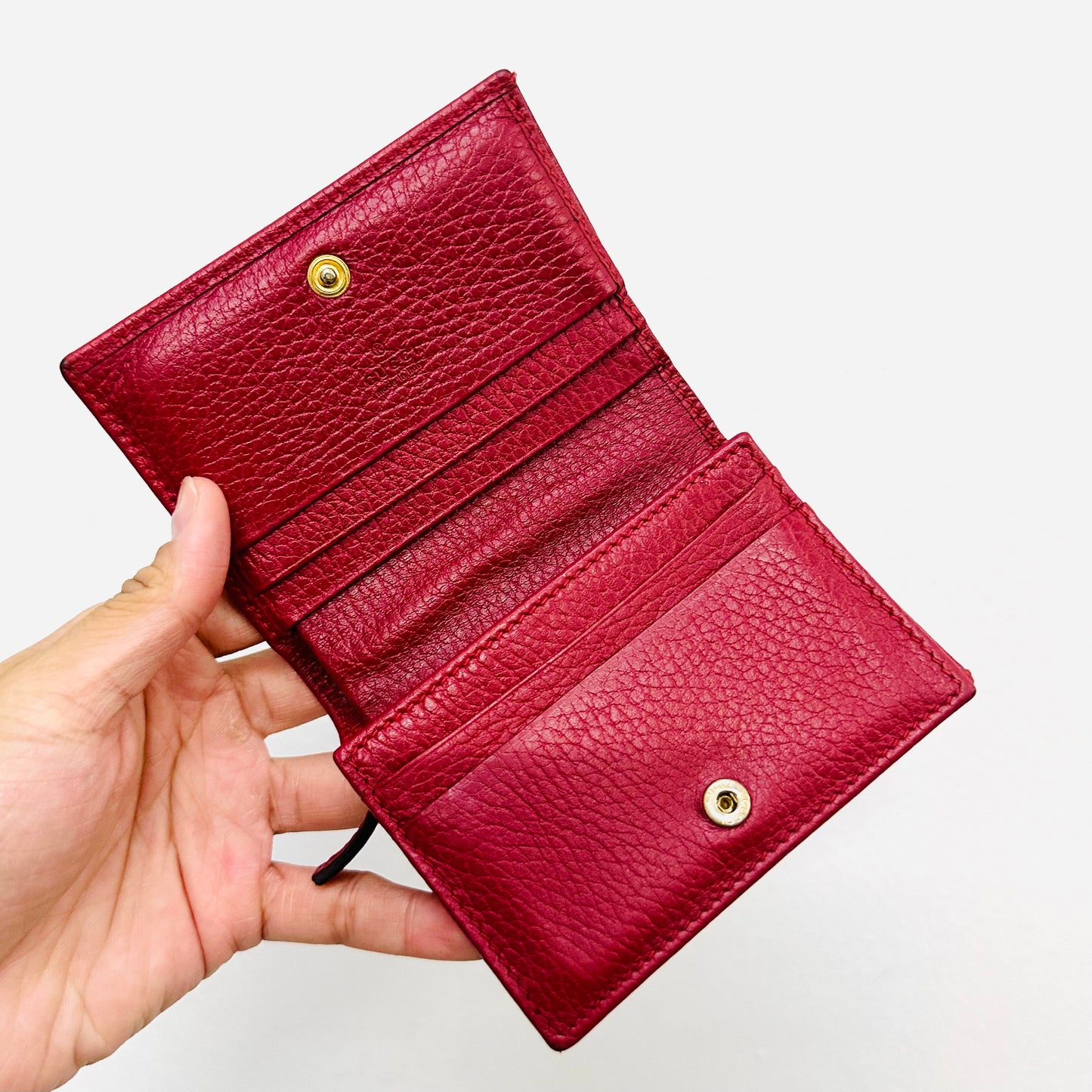 Gucci Red GHW Marmont Double GG Monogram Logo Textured Leather Flap Compact Bifold Wallet
