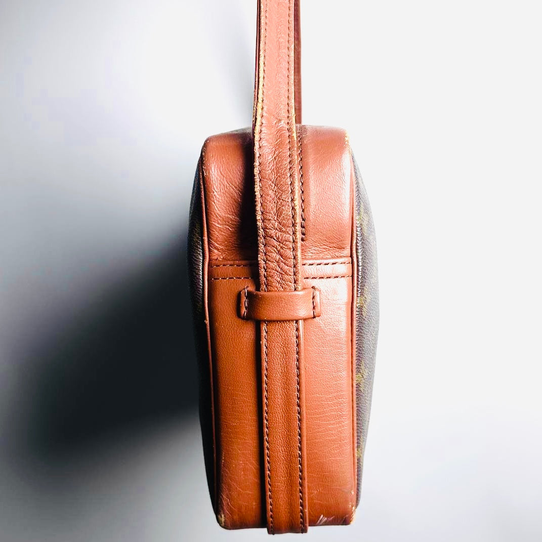 Louis Vuitton LV Sac Camera Monogram Logo GHW Bandouliere Vintage Shoulder Sling Bag