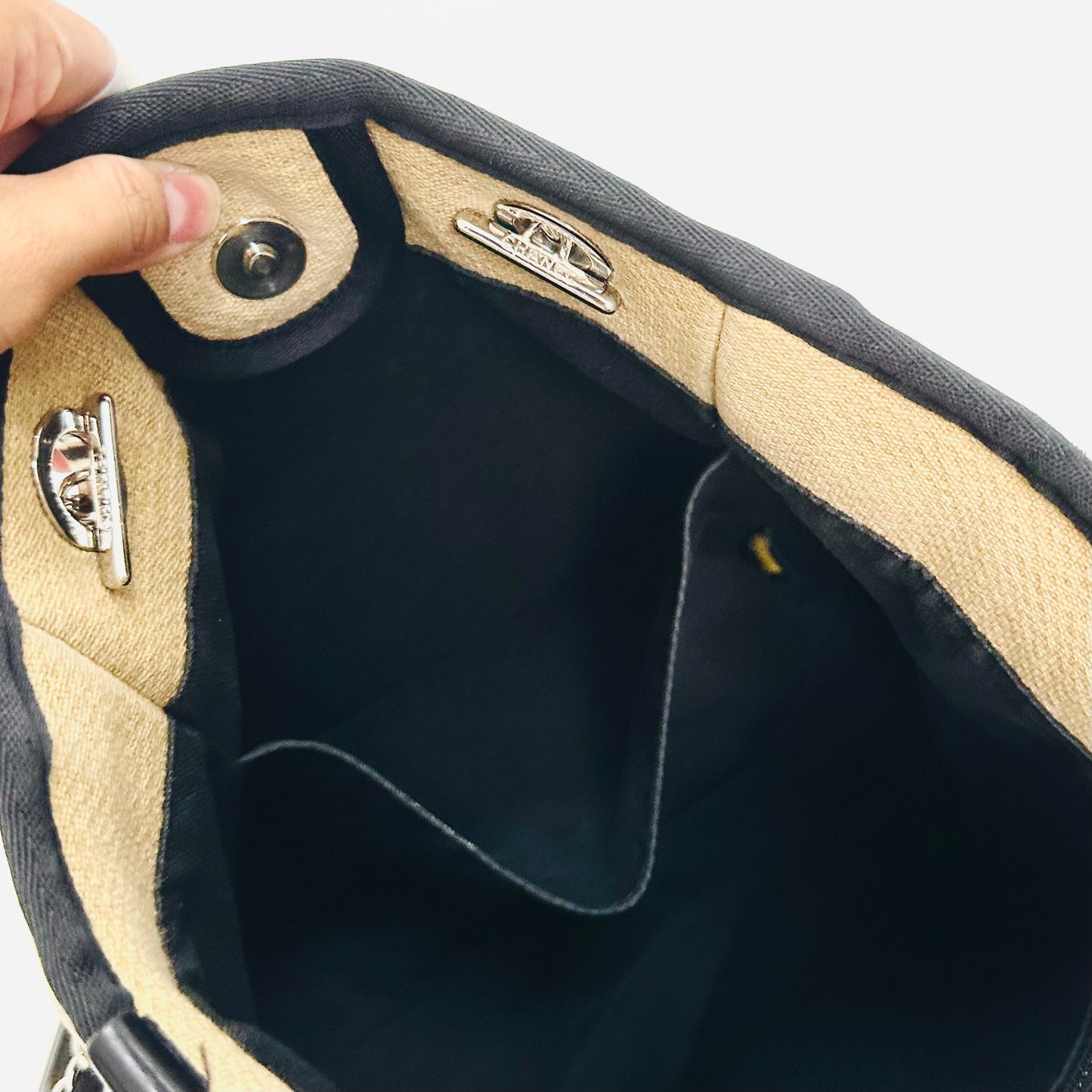 Chanel Beige / Black Deauville PM Small Giant CC Monogram Logo Shoulder Shopper Tote Bag 15s