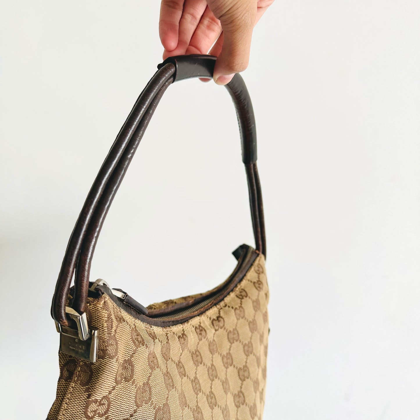 Gucci Beige / Brown GG Monogram Logo Hobo Vintage Shoulder Bag