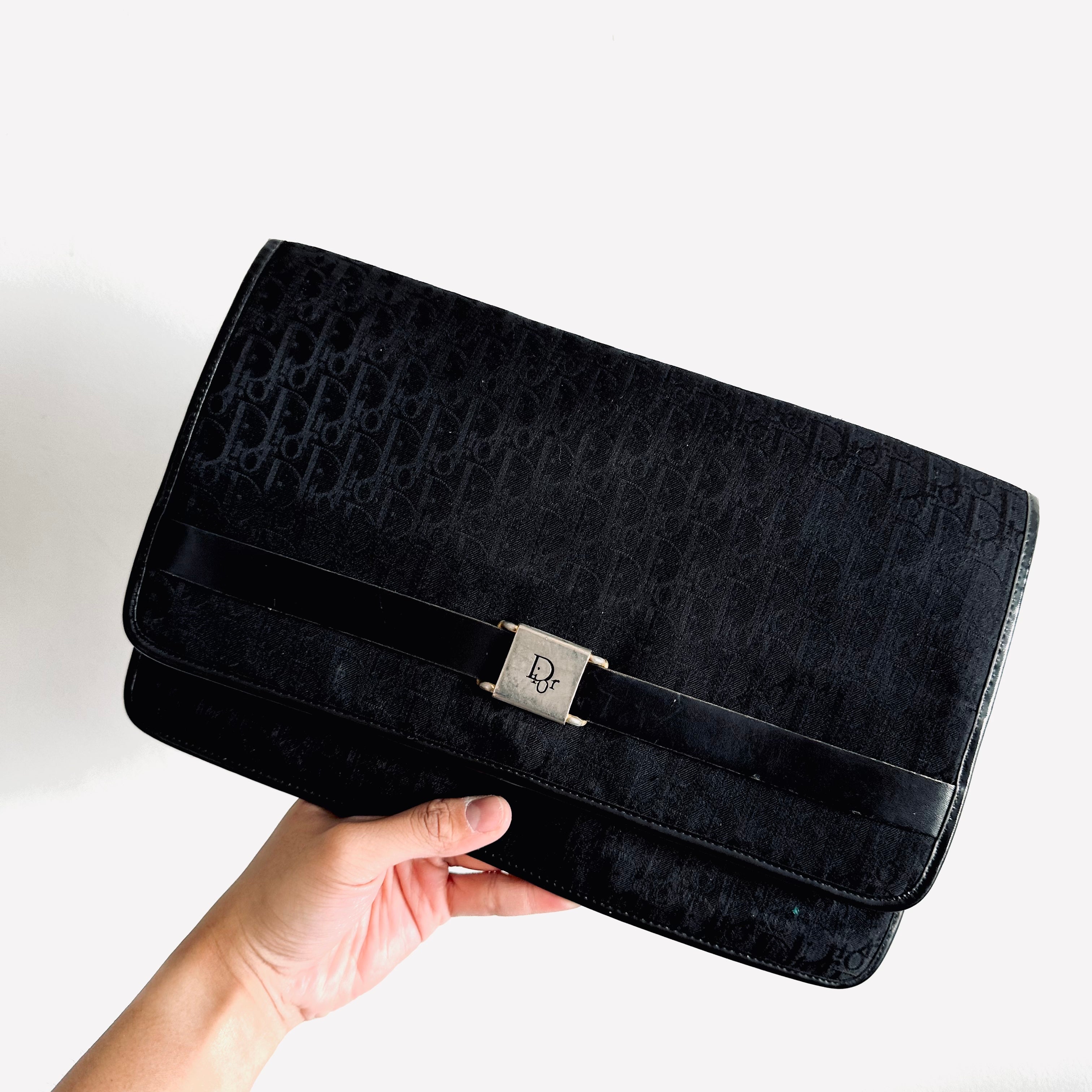 Cd discount clutch bag