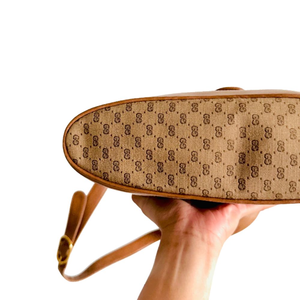 Gucci Beige GHW Giant GG Monogram Logo Bucket Flap Shoulder Sling Bag