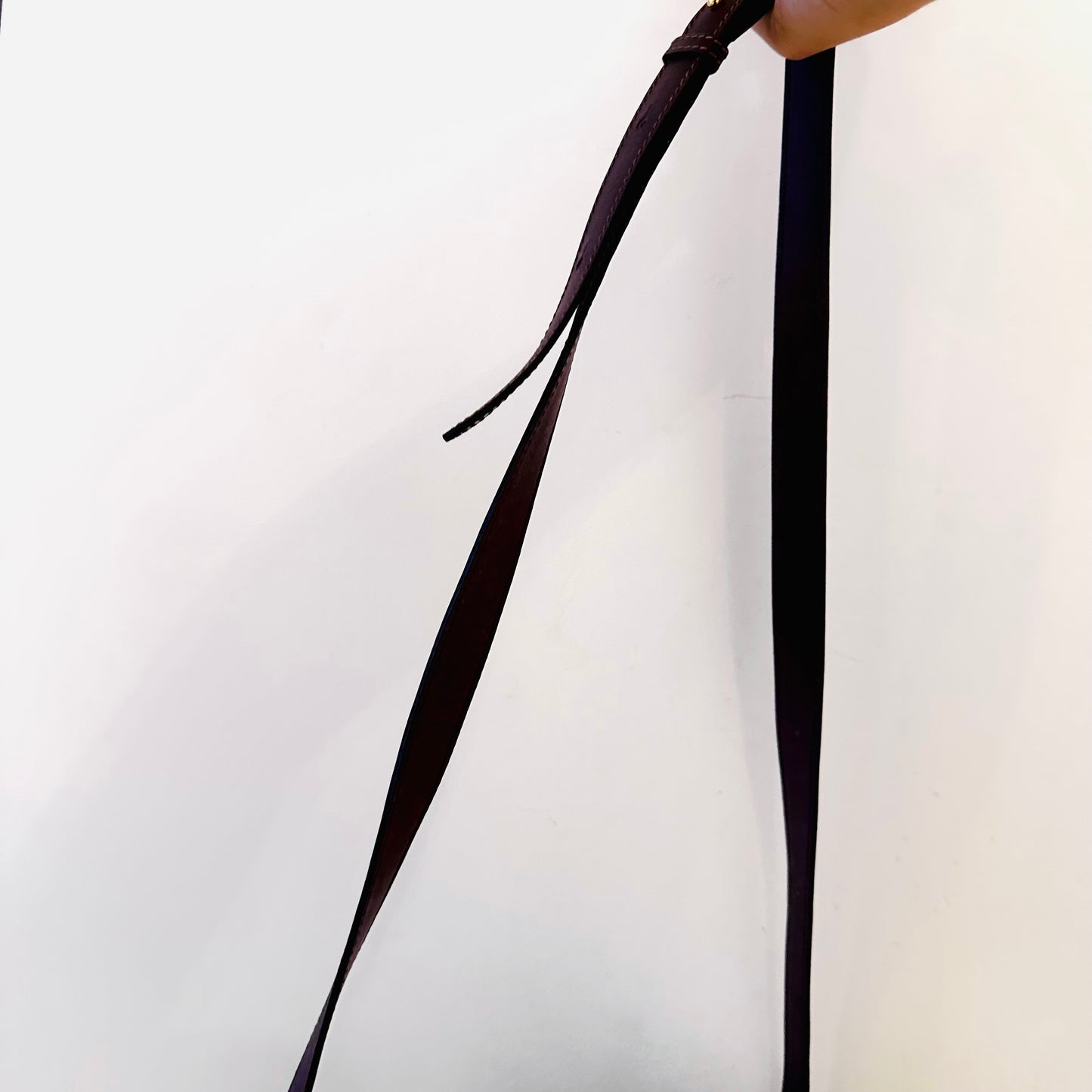 Cartier Must / Mast de Cartier Burgundy Red Maroon GHW Smooth Leather Shoulder Sling Flap Bag