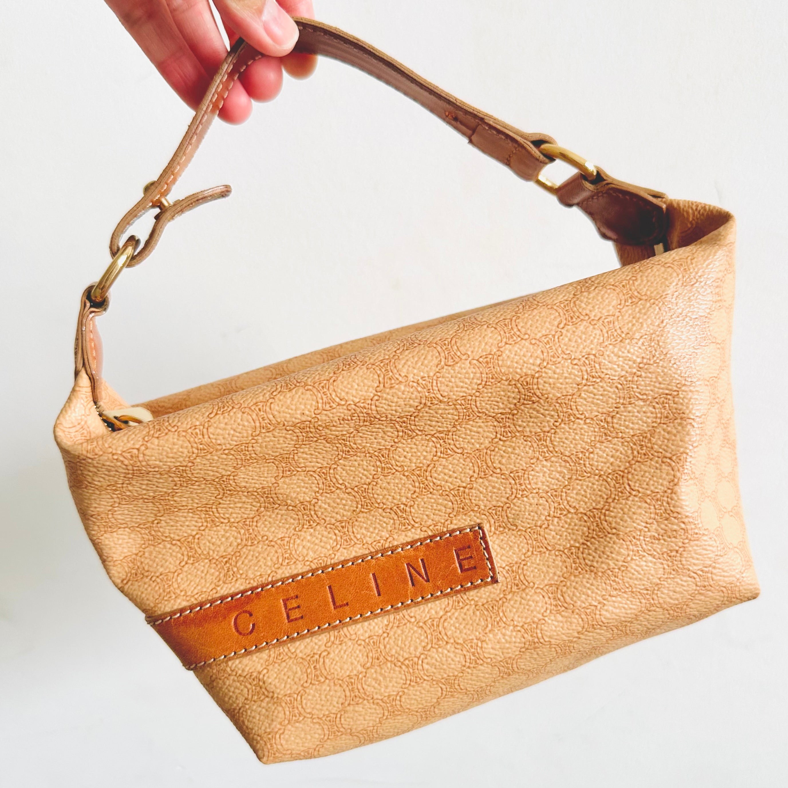 Celine baguette bag online