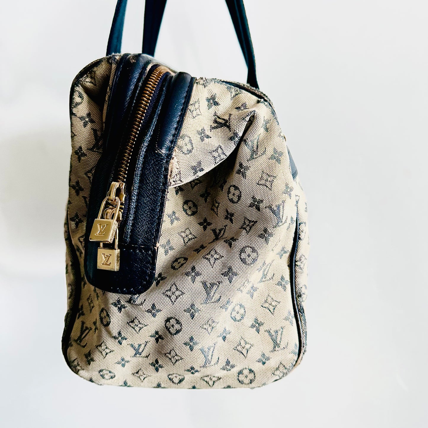 Louis Vuitton M41739 ポルトフォイユ・ジョセフィーヌ for $275 for