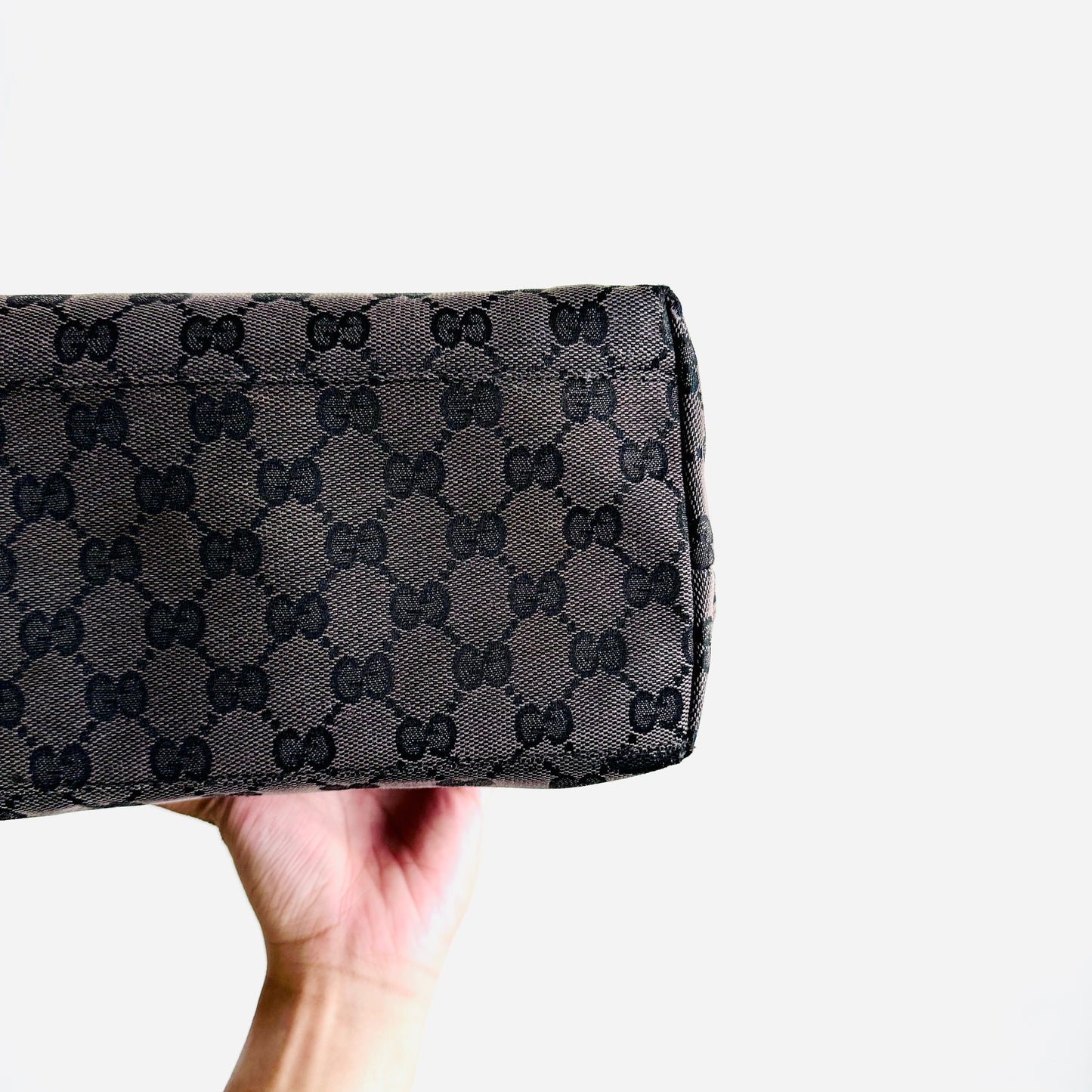 Gucci Black / Dark Brown GG Monogram Logo Hobo Baguette Shoulder Bag