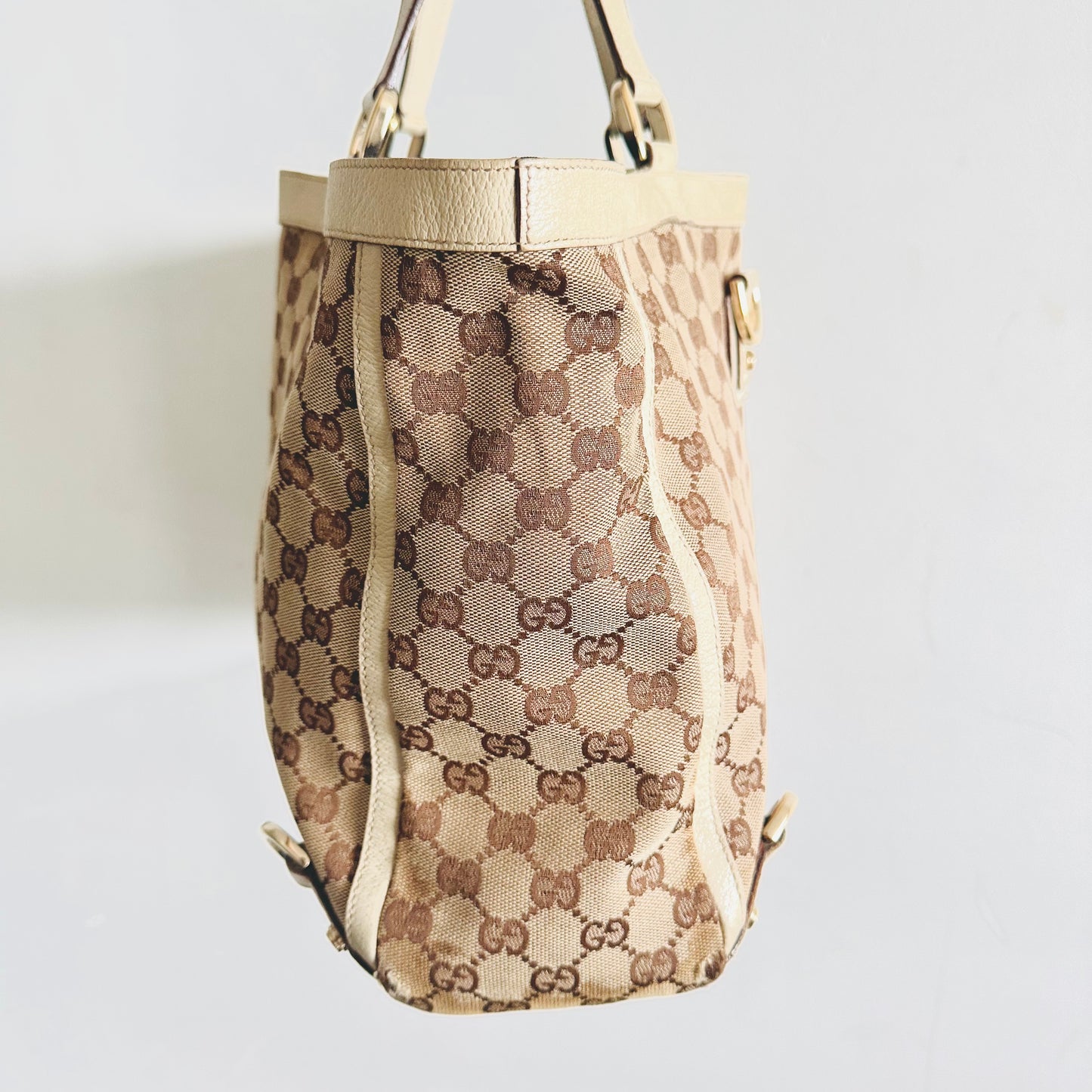 Gucci Abbey Beige / White GHW GG Monogram Logo Shopper Tote Bag