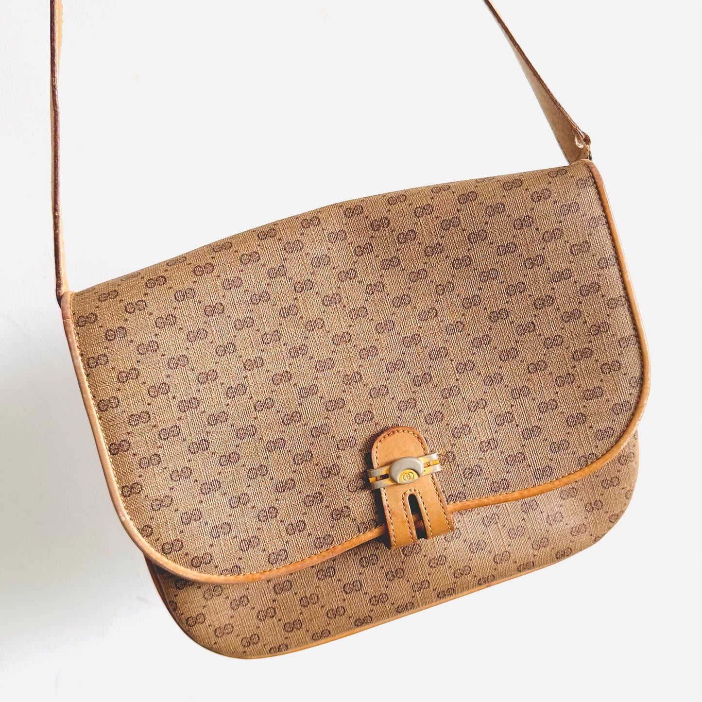 Gucci Beige GHW Micro GG Monogram Logo Flap Shoulder Sling Bag