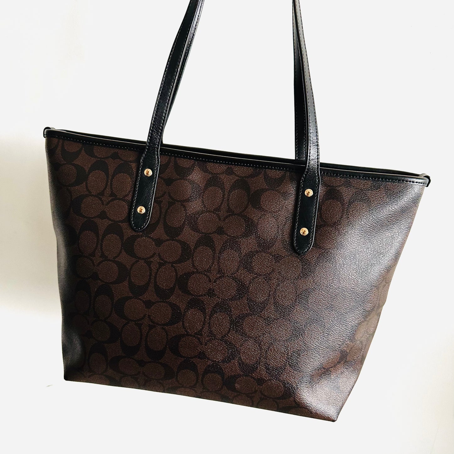 Coach Signature Monogram / Black GHW City Zip Shoulder Tote Bag