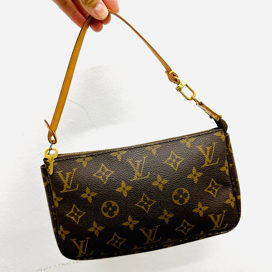 Louis Vuitton LV Monogram Logo GHW Shoulder Hobo Pochette Accessoires Accessories Bag