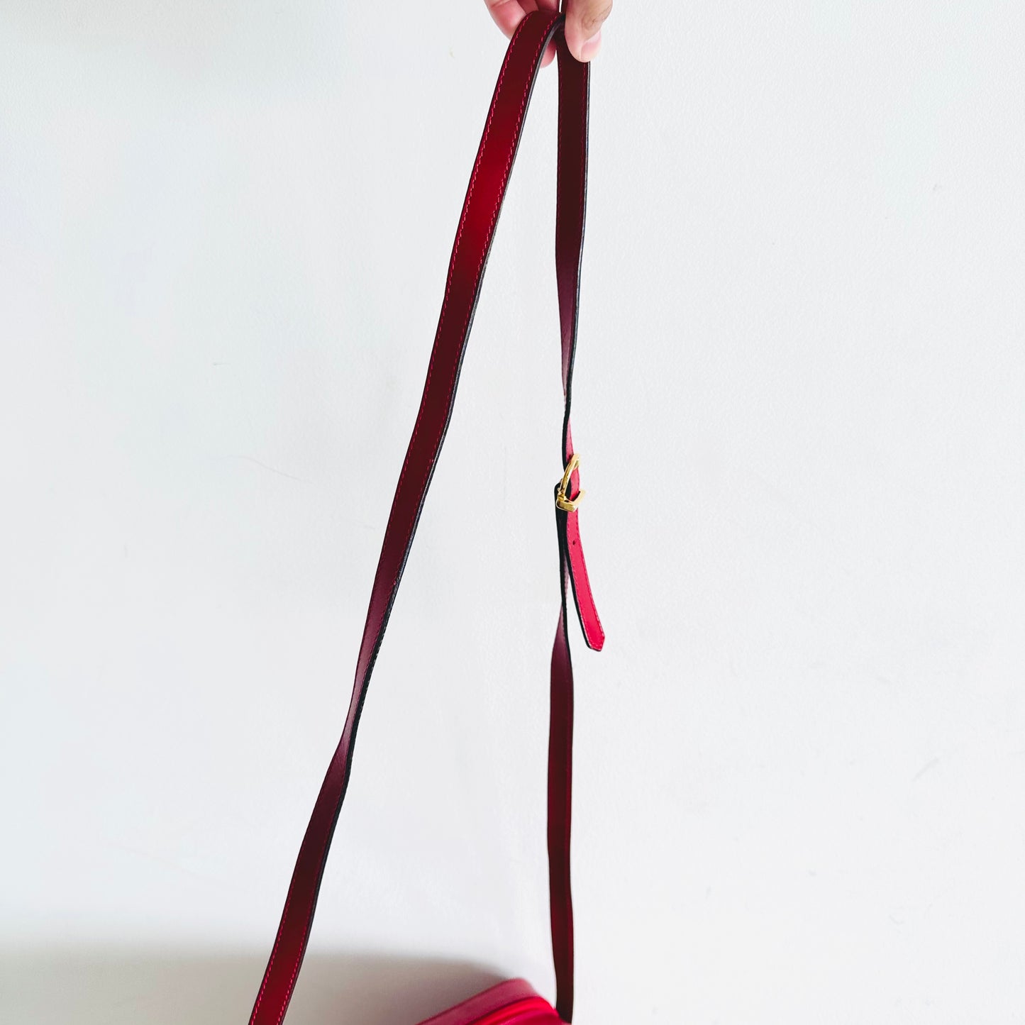 Salvatore Ferragamo Vara Bow Deep Red GHW Logo Smooth Leather Camera Shoulder Sling Bag